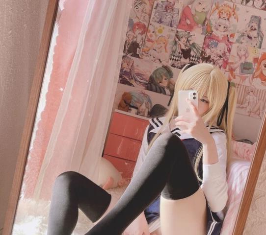 稚嫩女神（呆呆）大尺度自拍