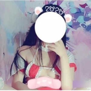 虎牙超人气网红妹子主播COS《网红白浮力姬合集》绝版完整合集都是白哟【3.