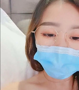 虎牙新晋超级人气宅男粉心目中的粉嫩小仙女极品无毛神秘处神（pretty小语儿）最新噼里啪啦合集【21v-17.8G】