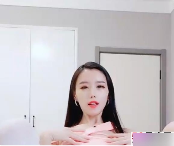 《韩敏》400M粉丝的心机御姐，秘密武器玩具助力段位攀登