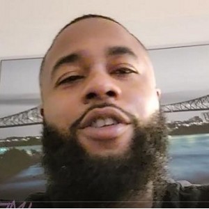 onlyfans黑人博主(大胡子哥)约华裔成熟主妇卧室happy【1V，667M】