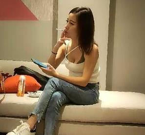 《战神小利合集》：挑战最强战神，畅享小利全新合集！