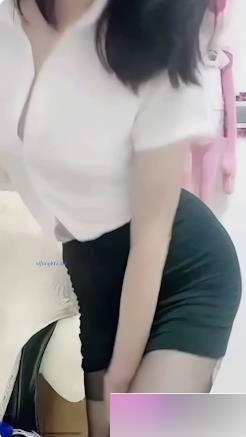 斗鱼现役女主播《鱼鱼不甜》作品三部