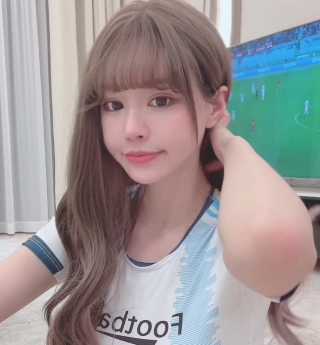 性感足球宝贝写真，无闪现，xian+zhi+ji内容，1v+2.12g，百度盘