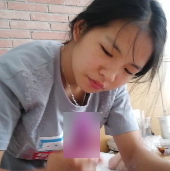 酒店约会-00后学妹穿白丝袜足