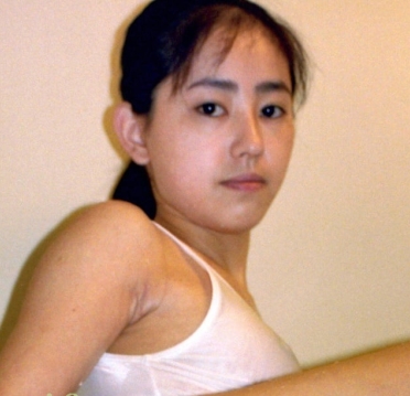 高颜值少女的成长史：从大学到婚后的13年日常生活