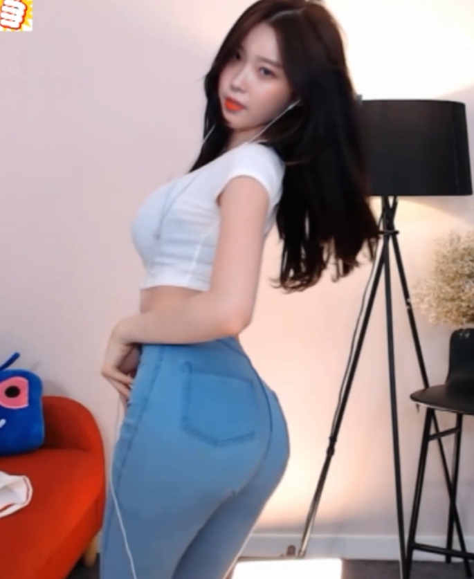 韩娱群星脱衣IULisa四闺女程潇舞台跳舞韩娱合集1V36P300MB百度盘