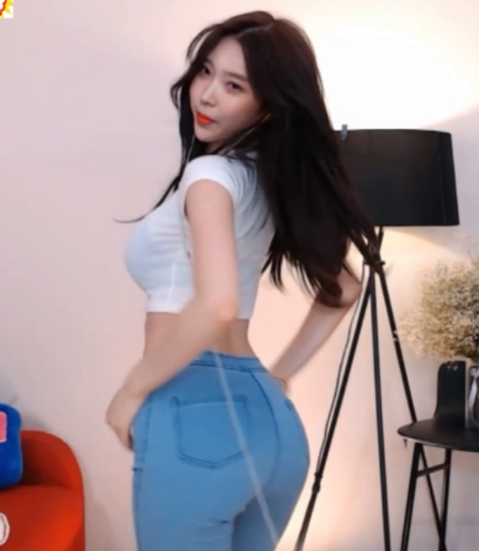 韩娱群星脱衣IULisa四闺女程潇舞台跳舞韩娱合集1V36P300MB百度盘