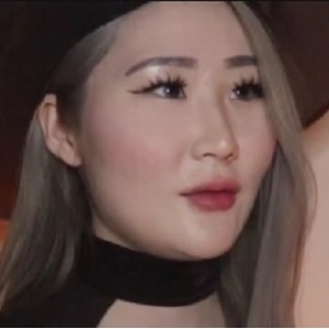 网红御姐Yummy的精选身材私拍