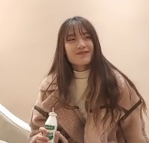 苗条00后嫩妹超清设备拍摄视角某处进入1V+550M百度盘