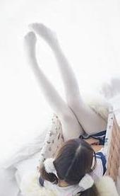 可爱的JK服装猫耳少女，双马尾造型迷人