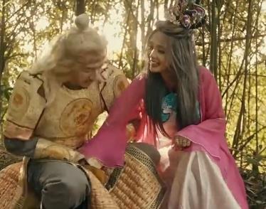 古装西游：继续战斗的500M3V铁扇公主与甜猴哥对决，牛魔王撞破场面壮观