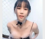 推特少男的童颜精选榨汁机