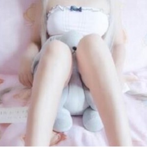 虎牙主播：新晋超人气幼齿小清新乖乖女妹子美女