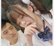 地铁乘务员惊喜续集：31分钟短片，小姐姐学生皮肤白