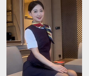 国航空姐唐安琪有尺度剧情互动，精选嫩模身材超好，小编确认，入行故事揭秘
