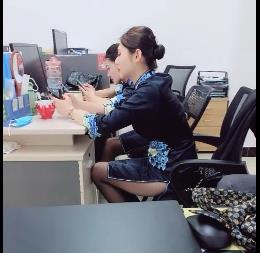 佛山售楼部经理院子自拍视频合集