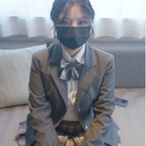 台北女孩nana自行打包给力作品2v，总大小2.87G，百度盘