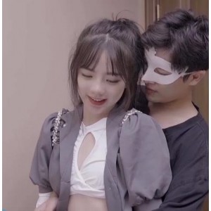 抖音火爆话题潘甜甜三部曲，青春可爱缝纫机表演，观看下载