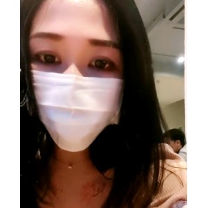 视频户外餐厅表演：出场，某处不明液体盘3V，2.2G