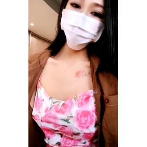 视频户外餐厅表演：出场，某处不明液体盘3V，2.2G