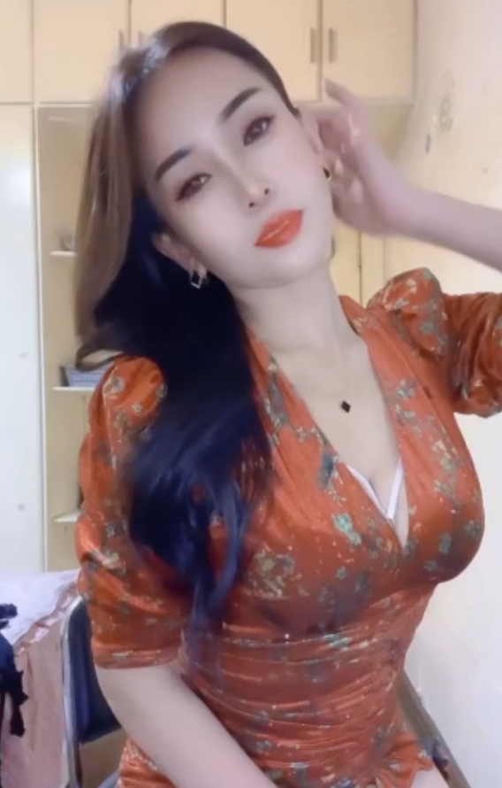 快手主播琴姐最新3.05G有尺度私拍+福利热舞丝足诱惑合集，2小时07分共103个视频