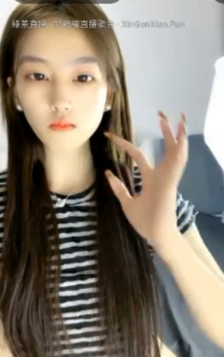 腿模露露：清新可爱球球头舞蹈秀视频6小时55分钟MP4格式4.65GB