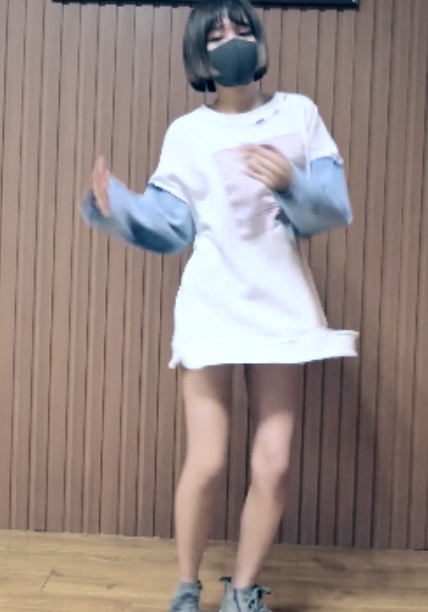 舍得妹热舞脱衣视频19V4.94G百度盘老资源