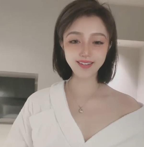 天真大合集：绿播成都主妇，精品视频集