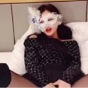 黑丝长靴：贴心服务的小仙女vivian姐