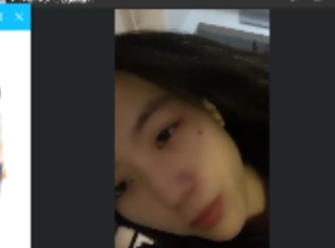 抖音甜美女大学生欣梦然6v4.9g，收藏百度，迷人笑容引人关注