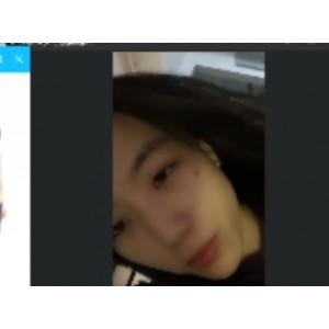 抖音甜美女大学生欣梦然6v4.9g，收藏百度，迷人笑容引人关注