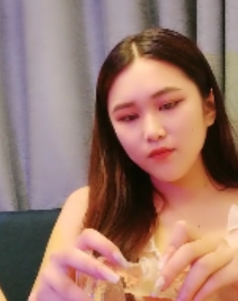 新人女神韩幼猫11v26.9g，百度ED2K收藏热议