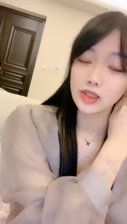 舞帝利哥：一字马热舞，诺宝无敌，最新72v，精彩收录542g