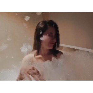 香港爆弄女神Acupbaby自拍资源合集，22-23年精彩户外多人游，独龙粉丝必看！
