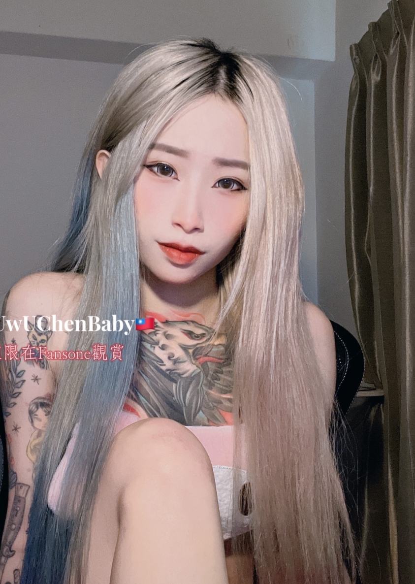 43万粉网红阿璃私拍5.93g：百度ED2K双平tai+du家收藏