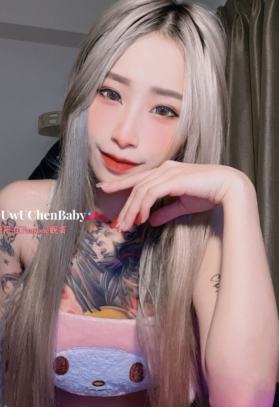 43万粉网红阿璃私拍5.93g：百度ED2K双平tai+du家收藏