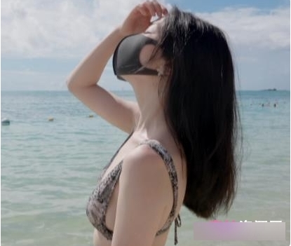 海岛女神玩偶姐姐hongkongdoll：高颜值生活大小事