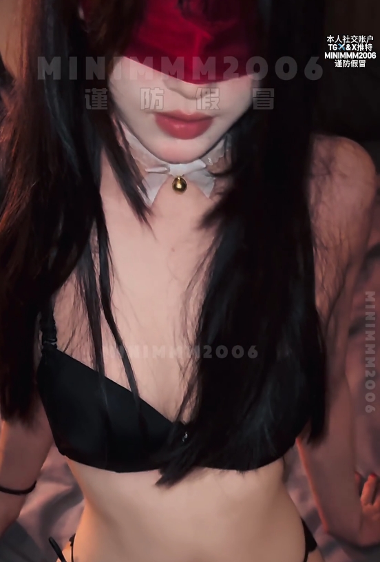 咪妮深处视频：画面炸裂，不明液拉丝浩南动态