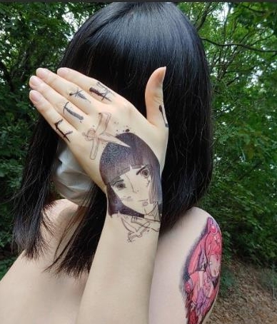 TS界领军人物corisika最新散播合集，8.8G视频精选高颜值人妖表演