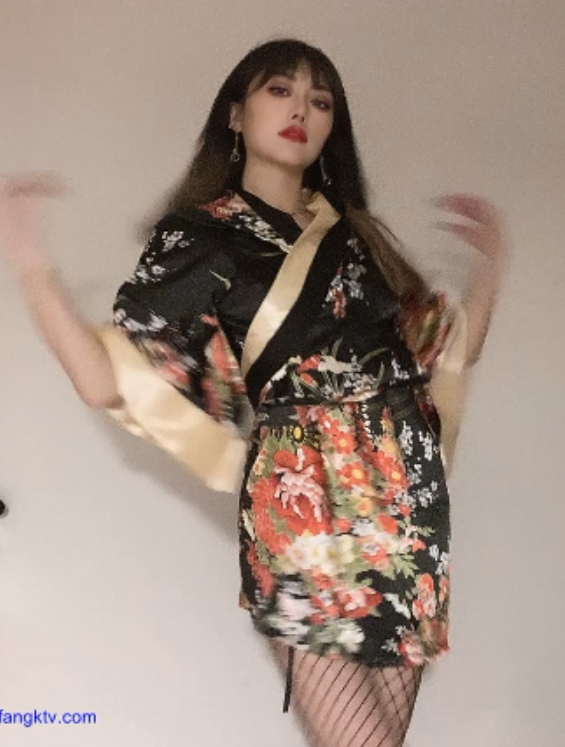 一少举牌露脸定制15.7g：百度ED2K收藏补漏视频