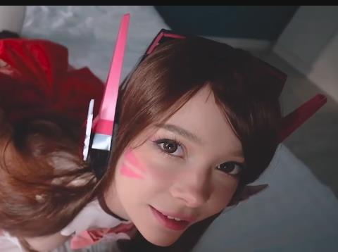 受她的魅力，8V-2.4G的超高清画质，尽情欣赏！