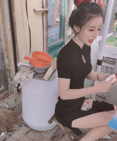 空中精灵迷人蔓CC：优雅空姐生活大揭秘，视频照片珍藏1.8G