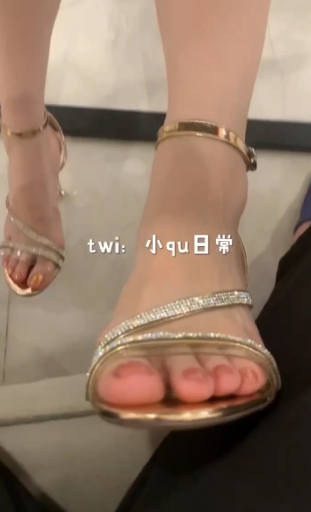 ququ的爱脚日记@quqhc1-足艺日记视频福利合集：百度盘2.98G