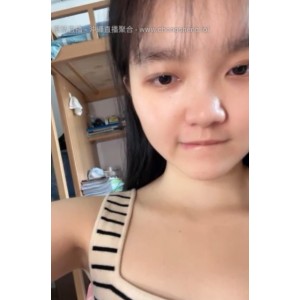 学妹宿舍大胆表演，流血洗澡，百度盘打包分享