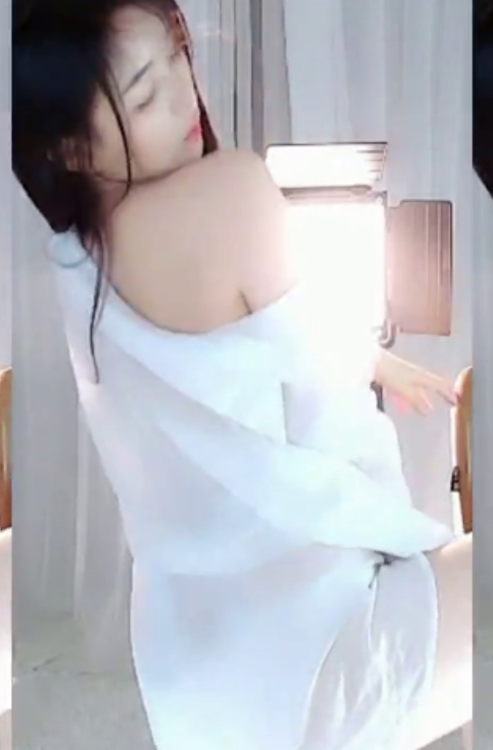 虎牙蛋宝宝定制展示：8V、1G，收cang+du家揭秘