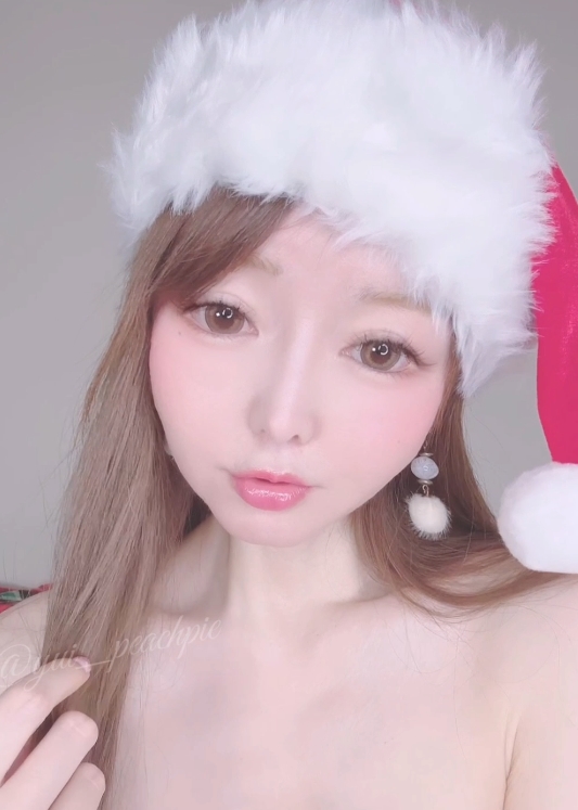 YuiPeachpie：纯欲系原档，收藏热度高达641，视频大小213v120.7g