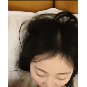 河南实验中学眼镜学妹大合集，54V视频1.7GMP4格式
