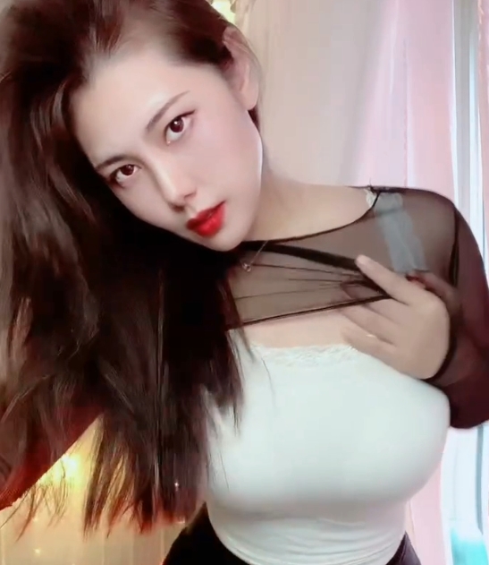 性感丝袜热舞！快手嫩模安妮朵朵火爆互动视频15.5GB