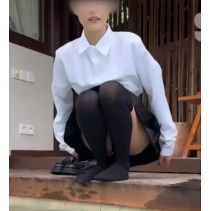 水冰月：长腿反差女神，收藏百度ED2K，4K清晰画面，无屏障进入